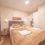 Loma-asunnot Levillas Sointuilevi 1b66, 2 Pass Included *